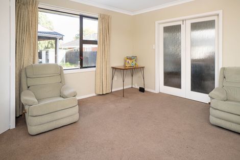 Photo of property in 399 Yaldhurst Road, Russley, Christchurch, 8042