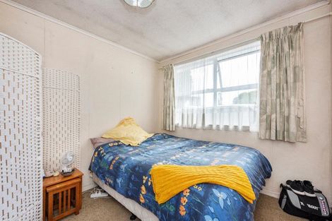 Photo of property in 302 Lincoln Road, Henderson, Auckland, 0610