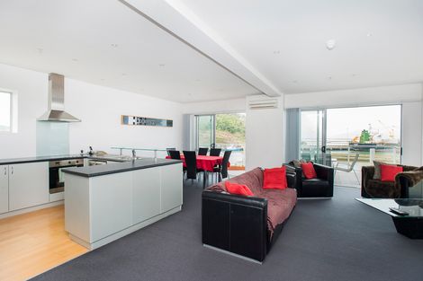 Photo of property in Bay View, 15/90 Customhouse Street, Gisborne, 4010