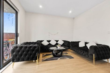 Photo of property in 25 Woven Place, Karaka, Papakura, 2113