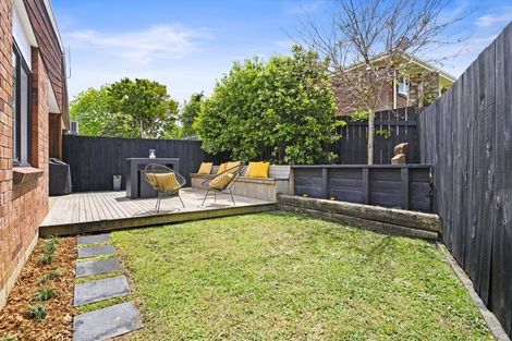 Photo of property in 7/133 Ennis Avenue, Pakuranga Heights, Auckland, 2010