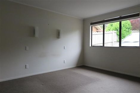 Photo of property in 11 Waimoko Glen, Swanson, Auckland, 0612