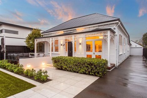 Photo of property in 52 Office Road, Merivale, Christchurch, 8014