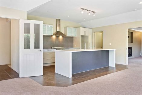 Photo of property in 22 Teviotview Place, Amberley, 7410