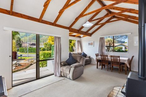 Photo of property in 4 David Street, Waikanae, 5036