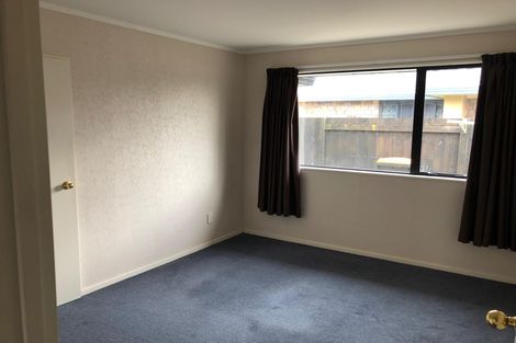 Photo of property in 20 Aspen Way, Kelvin Grove, Palmerston North, 4414