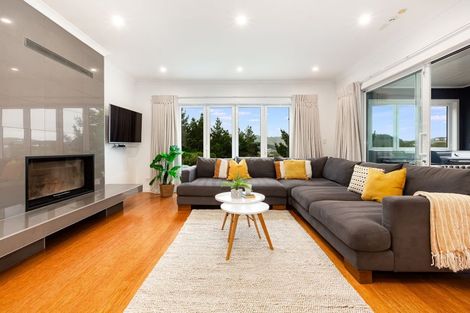 Photo of property in 32 Pacific View, Whitby, Porirua, 5024