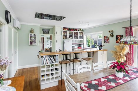 Photo of property in 19 Bowenvale Avenue, Cashmere, Christchurch, 8022