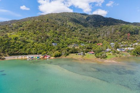 Photo of property in 1755 Queen Charlotte Drive, Linkwater, Picton, 7281