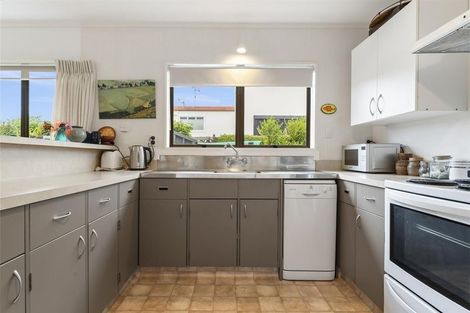 Photo of property in 7a Laing Place, Otumoetai, Tauranga, 3110