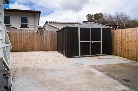 Photo of property in 1/18 Crosby Road, West Harbour, Auckland, 0618