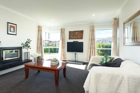 Photo of property in 12 Percy Berry Place, Havelock North, 4130