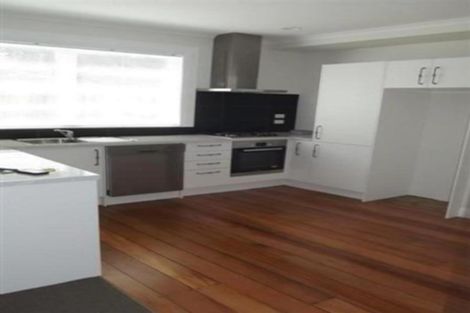 Photo of property in 83 Young Street, New Plymouth, 4310