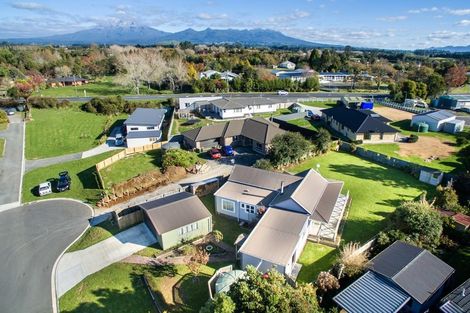 Photo of property in 14 Bosworth Street, Egmont Village, 4372