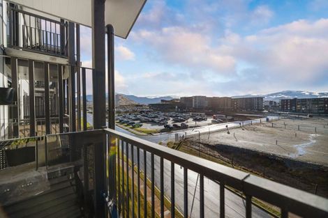 Photo of property in Toru Apartments, 609/10 Copper Beech Avenue, Frankton, Queenstown, 9300