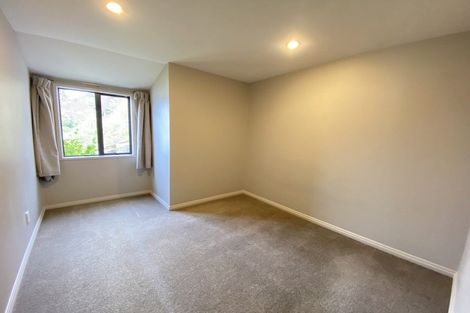 Photo of property in 6a Scott Place, Fernhill, Queenstown, 9300