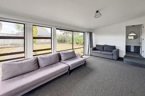 Photo of property in 79 Nash Parade, Foxton Beach, Foxton, 4815