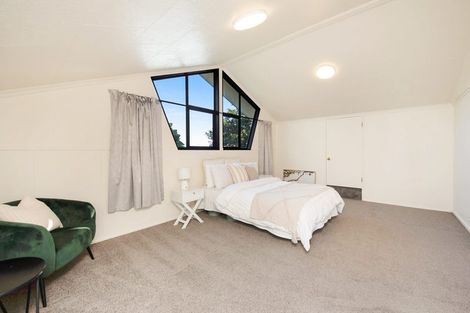 Photo of property in 16 Regal Street, Levin, 5510