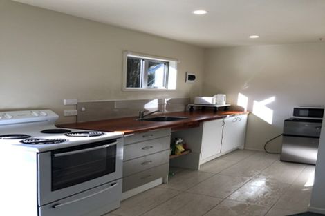 Photo of property in 903 West Coast Road, Waiatarua, Auckland, 0604