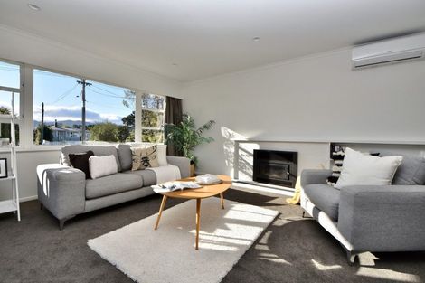 Photo of property in 21 Taverner Street, Carterton, 5713