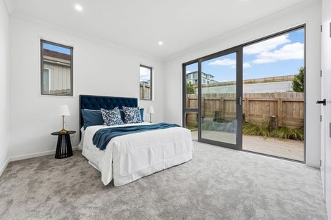 Photo of property in 6 Baumea Rise, Massey, Auckland, 0614