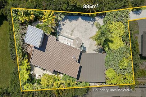 Photo of property in 42a Masterton Road, Rothesay Bay, Auckland, 0630