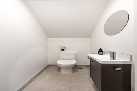 Photo of property in 28 Juniper Drive, Rosehill, 2113