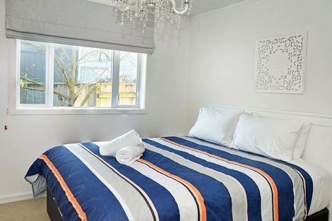 Photo of property in 25 Richmond Avenue, Richmond Heights, Taupo, 3330