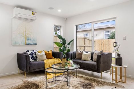 Photo of property in 37d Central Avenue, Papatoetoe, Auckland, 2025