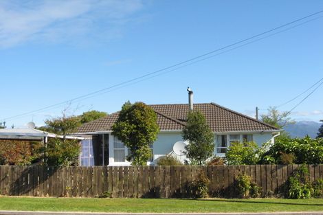 Photo of property in 82b Wakefield Street, Westport, 7825