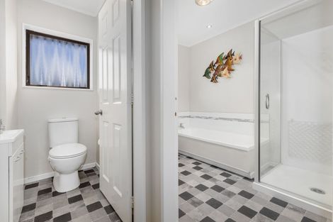 Photo of property in 22 Pinewood Grove, Paraparaumu Beach, Paraparaumu, 5032