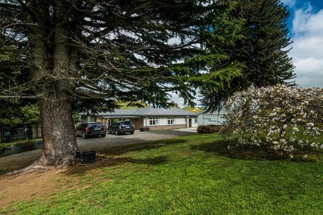 Photo of property in 816 Waiaruhe Road, Taihape, 4795