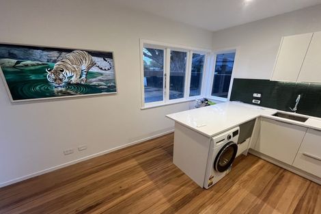 Photo of property in 37 Church Street, Northcote Point, Auckland, 0627