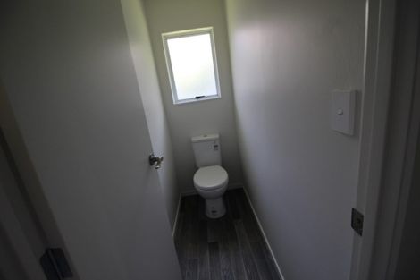 Photo of property in 2 Frank Hewitt Street, Pukekohe, 2120