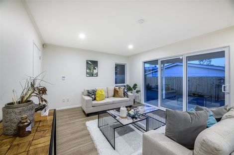 Photo of property in 3/42 Pomaria Road, Henderson, Auckland, 0610