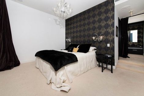 Photo of property in 11a/2 Saint Martins Lane, Grafton, Auckland, 1010