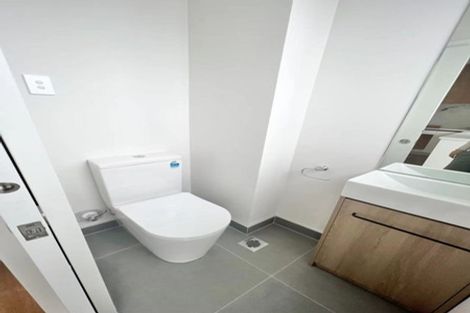 Photo of property in 1a Benchmark Drive, Massey, Auckland, 0614