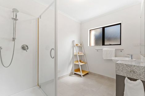 Photo of property in 11 Barrier View Road, Leigh, 0985