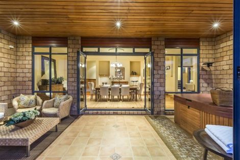 Photo of property in 1 Michael Bosher Way, Flat Bush, Auckland, 2019