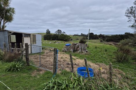 Photo of property in 4435 Kaipara Coast Highway, Tauhoa, Wellsford, 0973