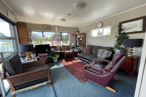 Photo of property in 12 Parsonage Road, Waimate, 7924