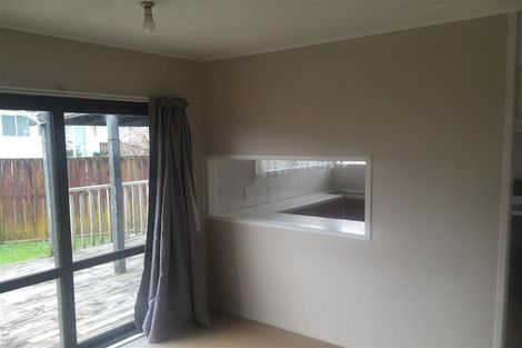 Photo of property in 13 Kern Place, Manurewa, Auckland, 2102