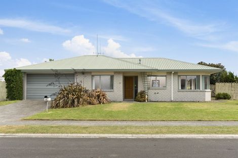 Photo of property in 42 Kane Road, Papamoa Beach, Papamoa, 3118