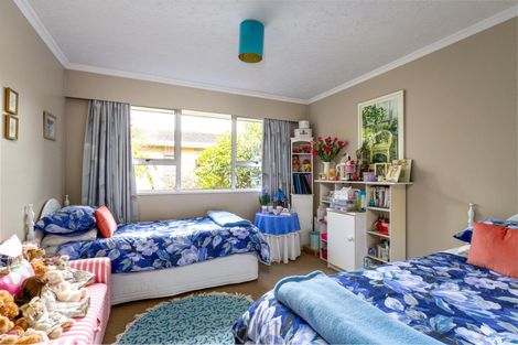 Photo of property in 20 Timaru Road, Waimate, 7924