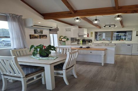 Photo of property in 5 Hillview Place, Pleasant Point, 7903