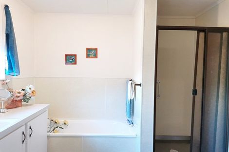 Photo of property in 1b Queen Street, Wairoa, 4108