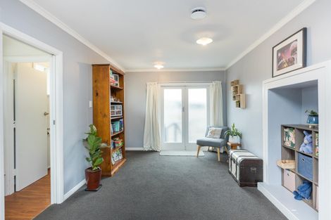Photo of property in 25 West Street, Feilding, 4702