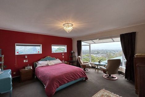 Photo of property in 49 Kakariki Grove, Waikanae, 5036