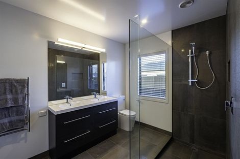 Photo of property in 12 Teal Place, Lake Hawea, Wanaka, 9382