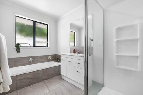 Photo of property in 55 Goodwin Crescent, Pyes Pa, Tauranga, 3112